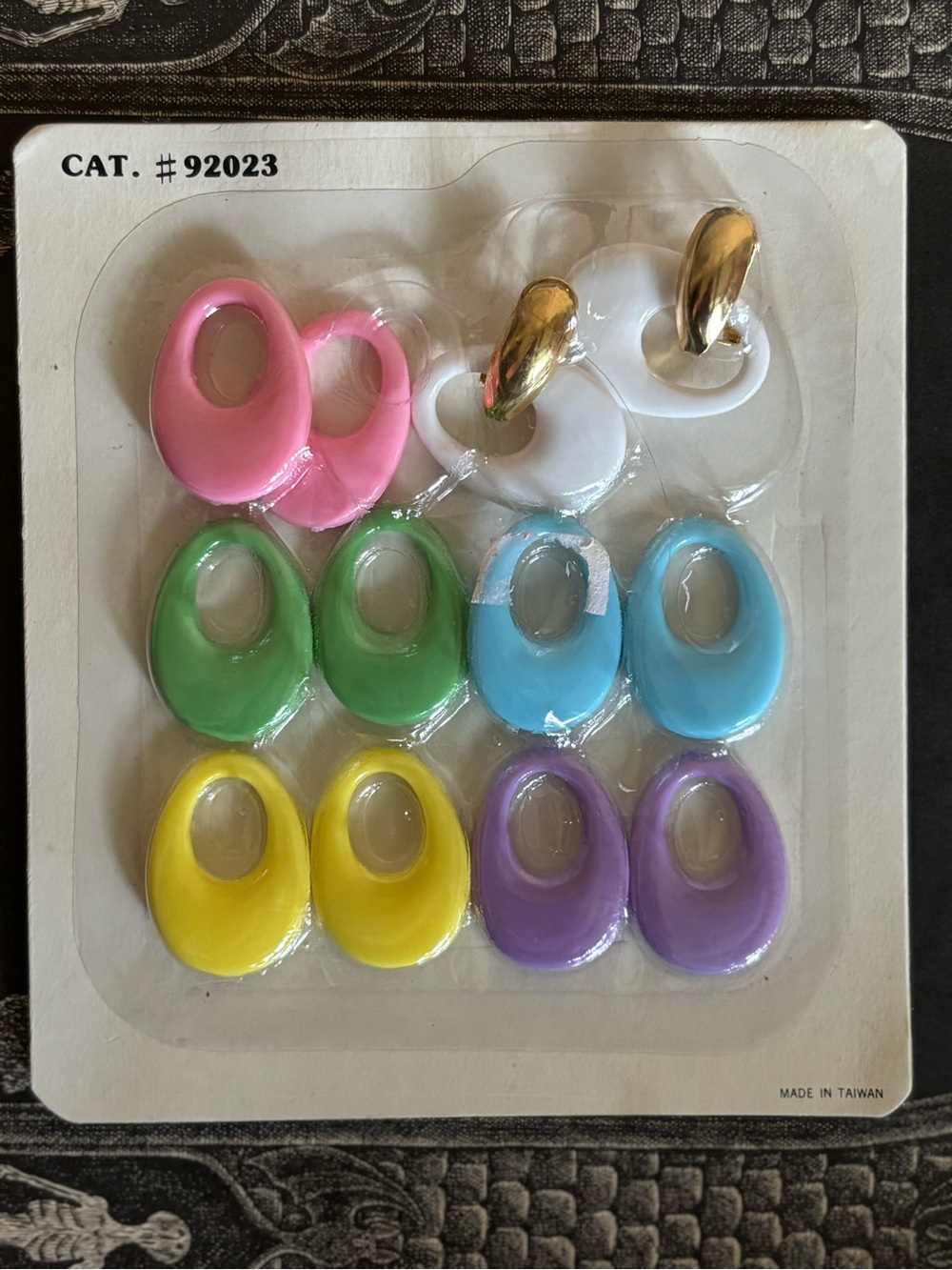 80's Interchangeable Plastic Oval Hoop Stud Earrings - NOS - Pastel Earrings